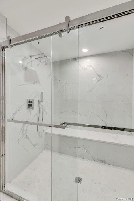 1431 Old Northern Boulevard, Unit 3 photo 16