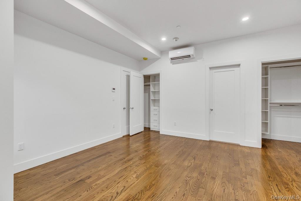 1431 Old Northern Boulevard, Unit 2 photo 16