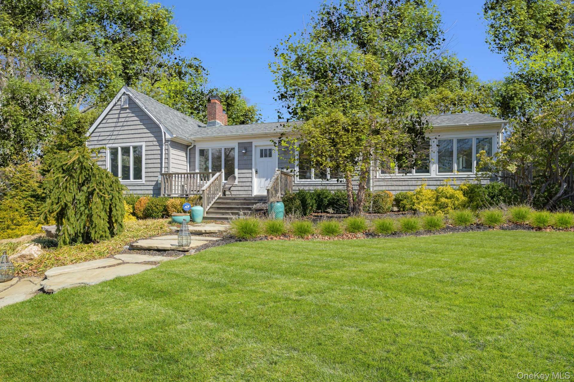 20 Columbine Avenue N – For Rent photo 18