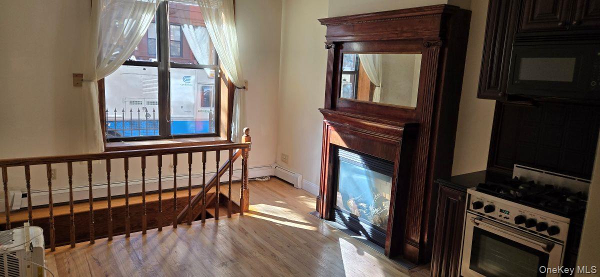235 W 137th Street, Unit 1F photo 3