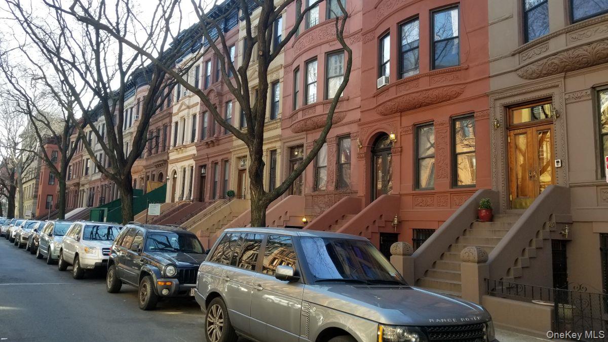 235 W 137th Street, Unit 1F photo 24