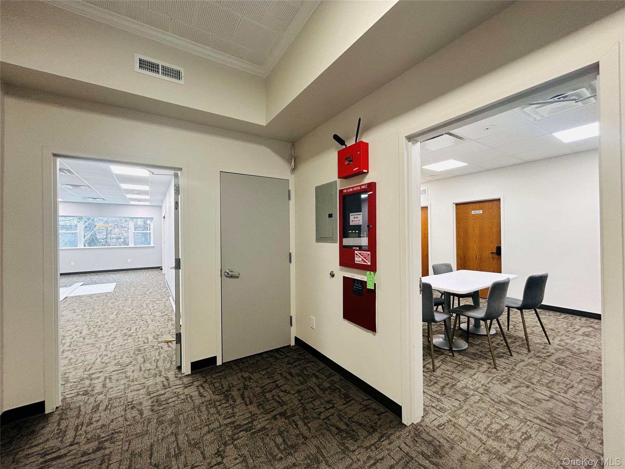 5 Sunrise Plaza, Unit Suite 207 photo 2