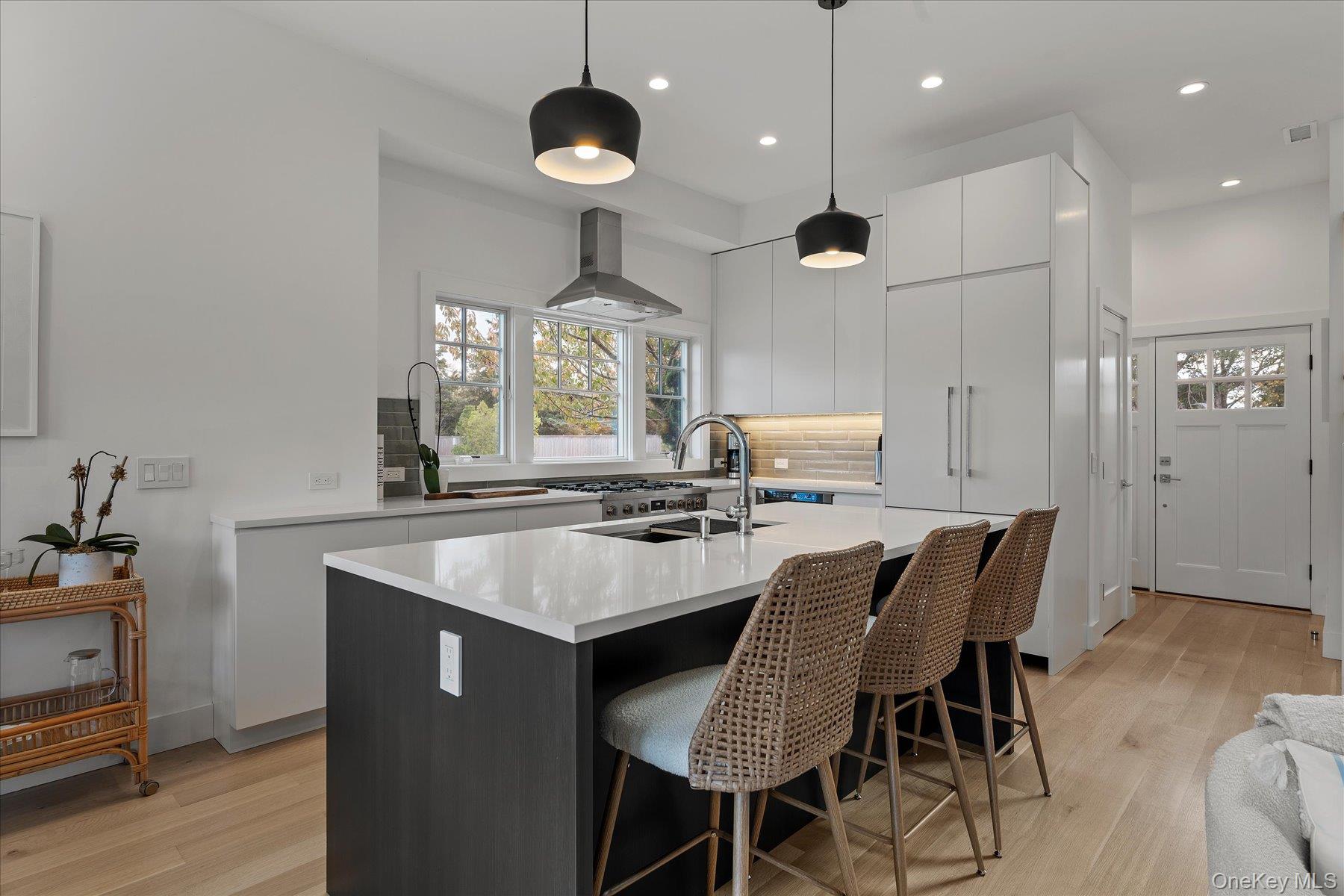 68 Foster Avenue, Unit 12 photo 3