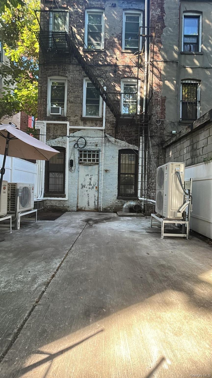 139 Kingston Avenue, Unit Store Fron photo 7