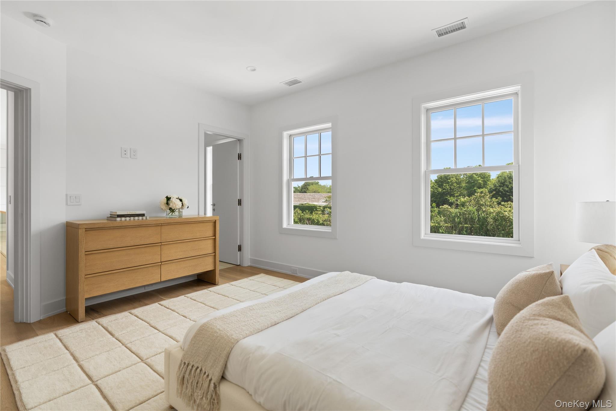 100 Narrow Lane – For Sale photo 17