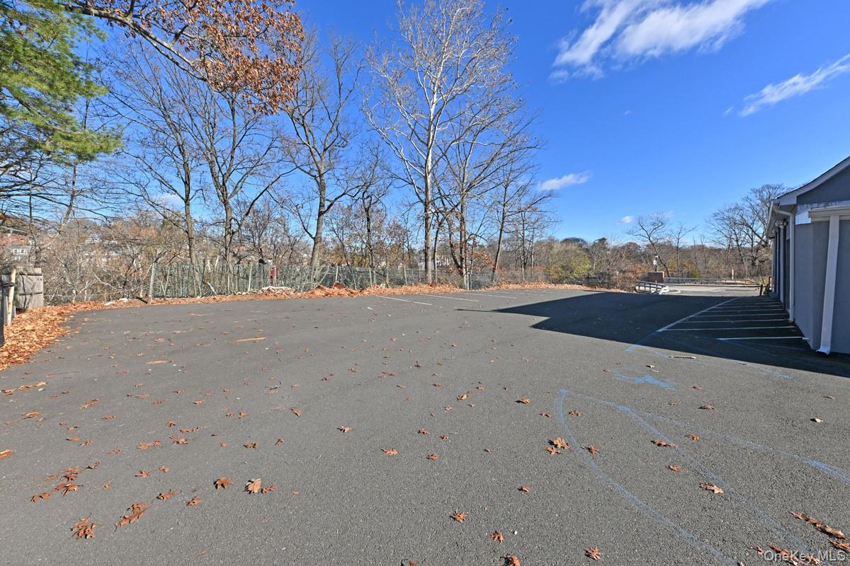 1 S Liberty Drive – For Sale photo 5