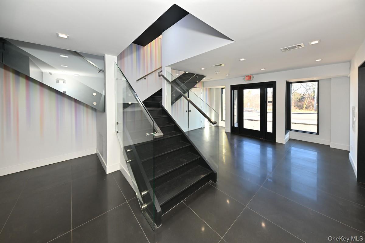 1 S Liberty Drive – For Sale photo 7