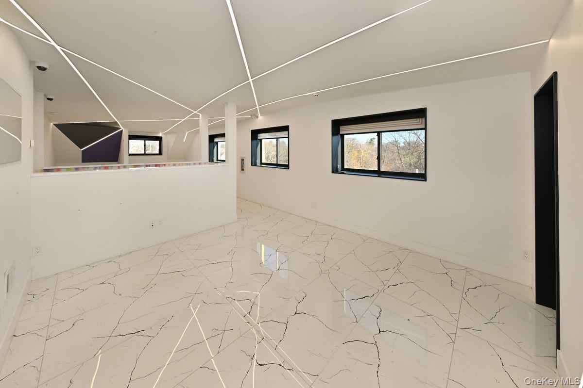 1 S Liberty Drive – For Sale photo 21
