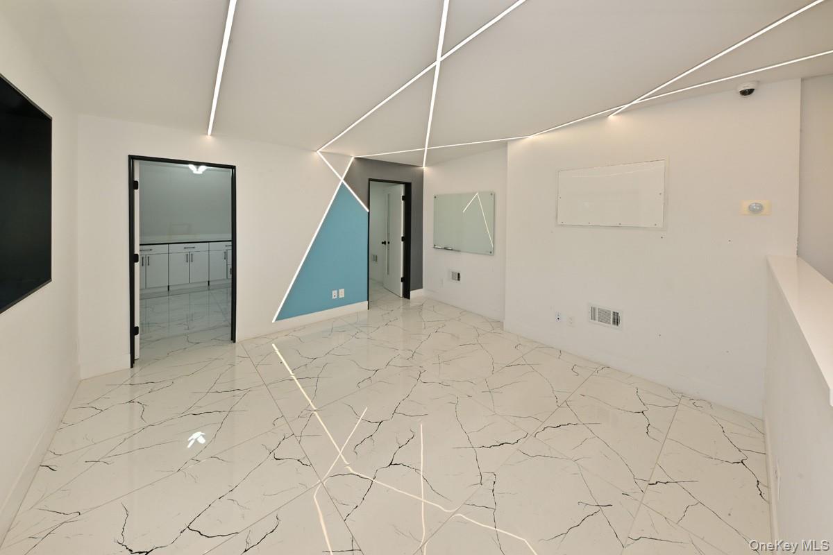 1 S Liberty Drive – For Sale photo 20