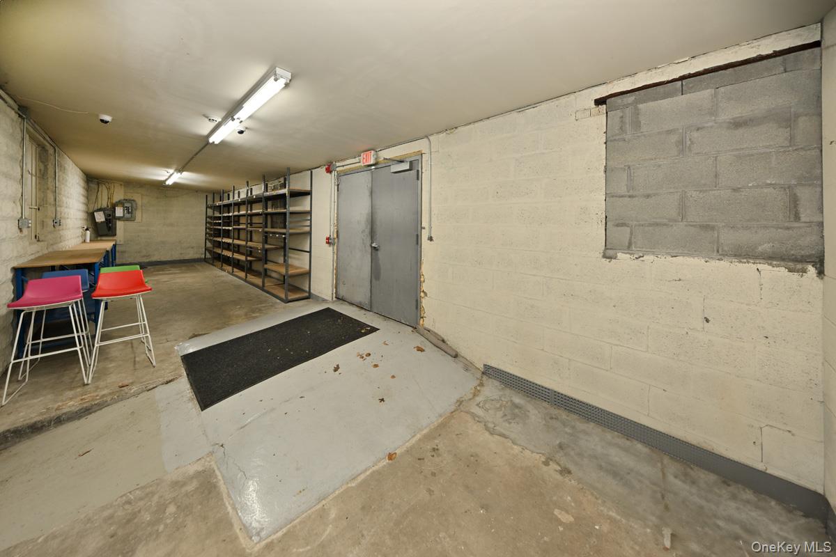 1 S Liberty Drive – For Sale photo 17