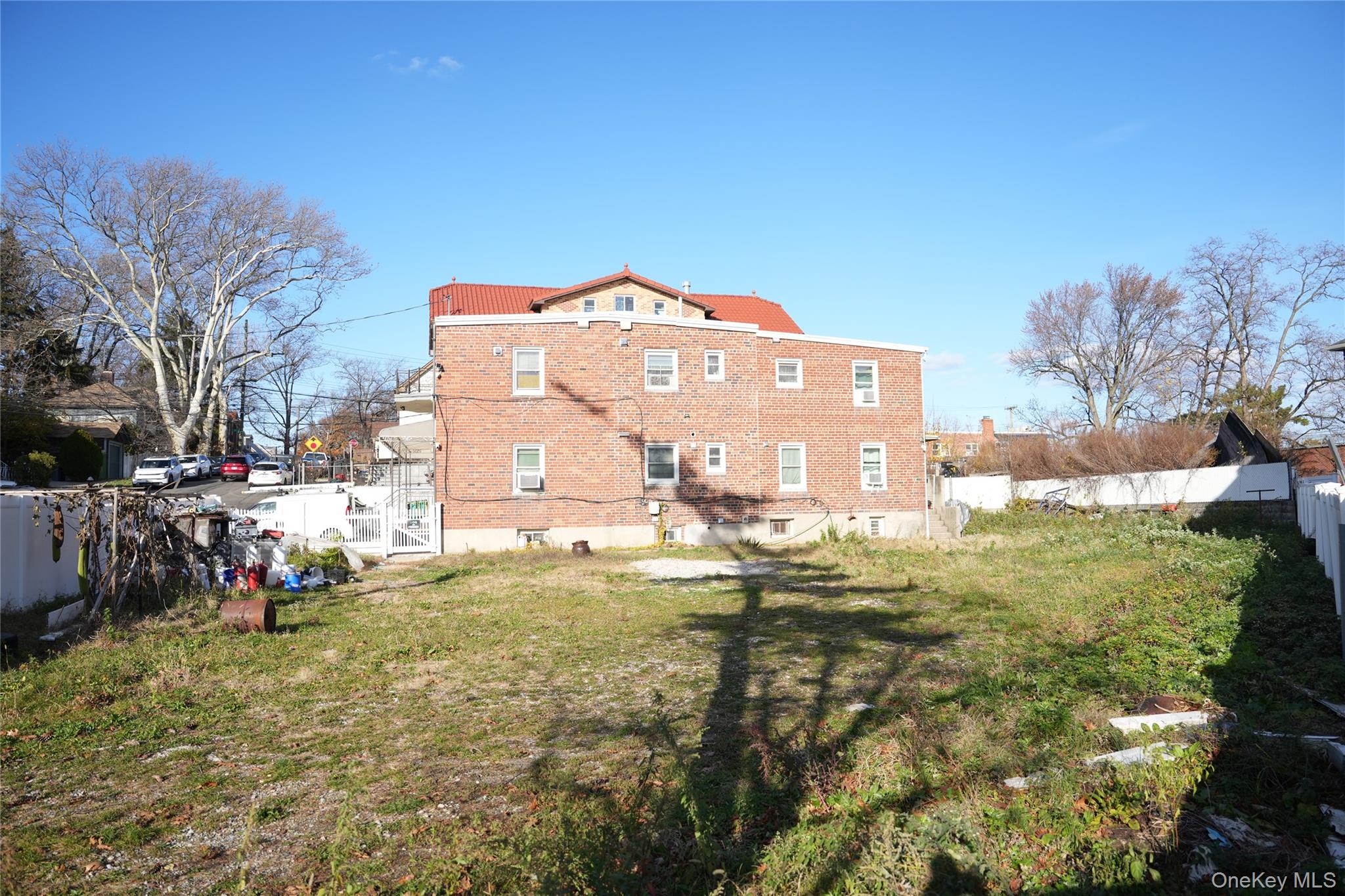 2521 127th Street – For Sale photo 3