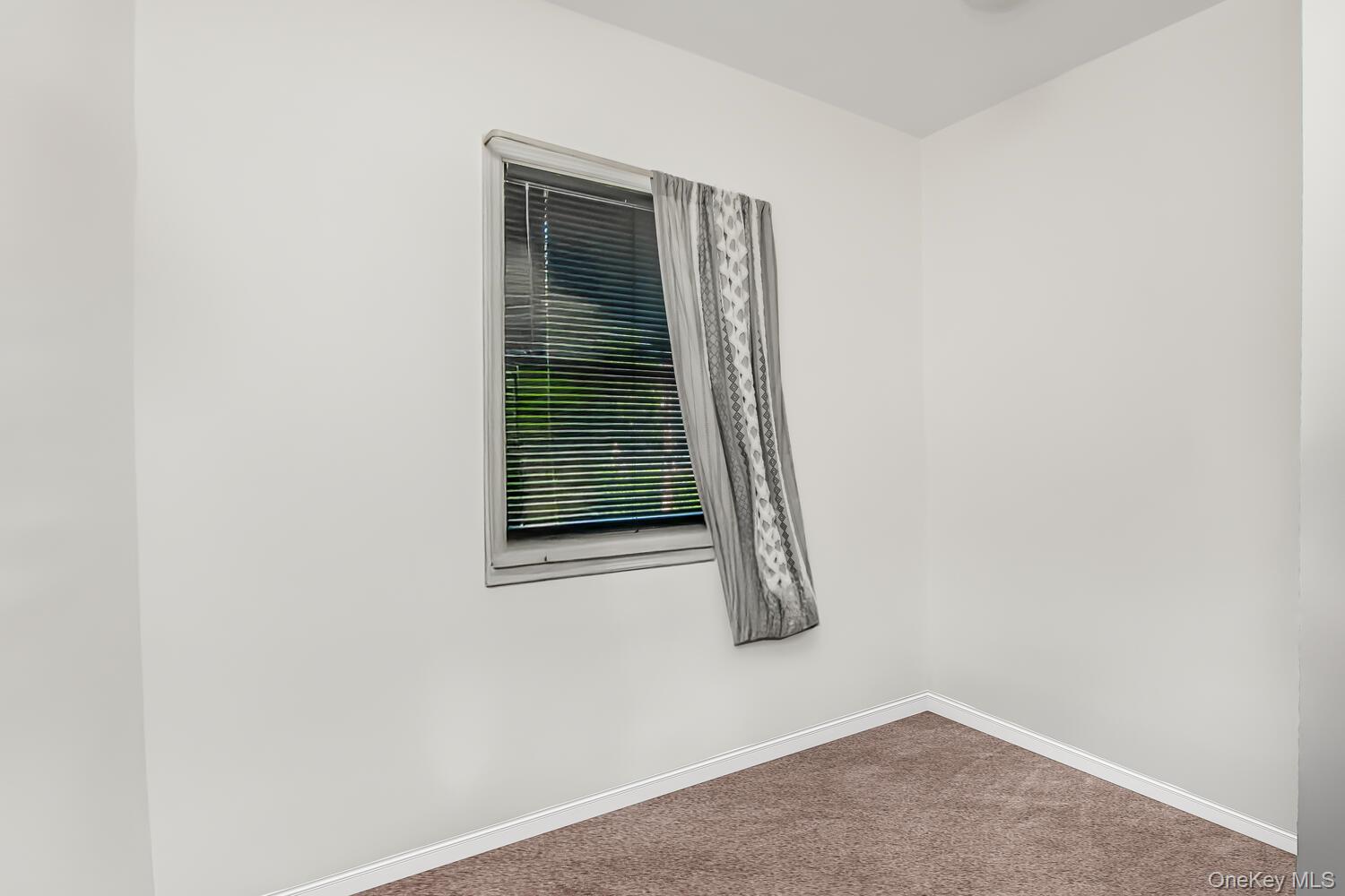 6 Porach Street – For Sale photo 12