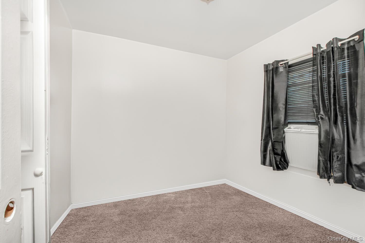 6 Porach Street – For Sale photo 14
