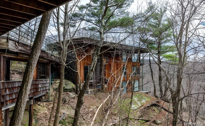 60 Woods Road – For Sale photo 23