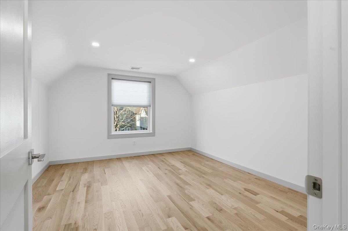 336 2nd Street Street – For Sale photo 14