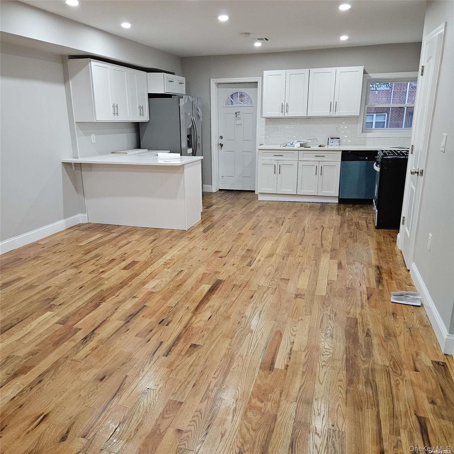 1918 Hunt Avenue – For Sale photo 4