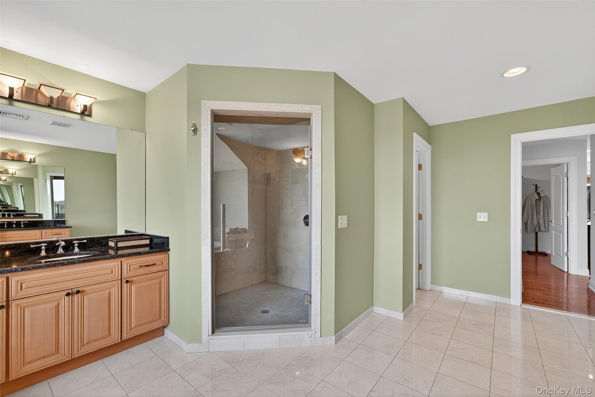 11 Dorian Way – For Rent photo 25