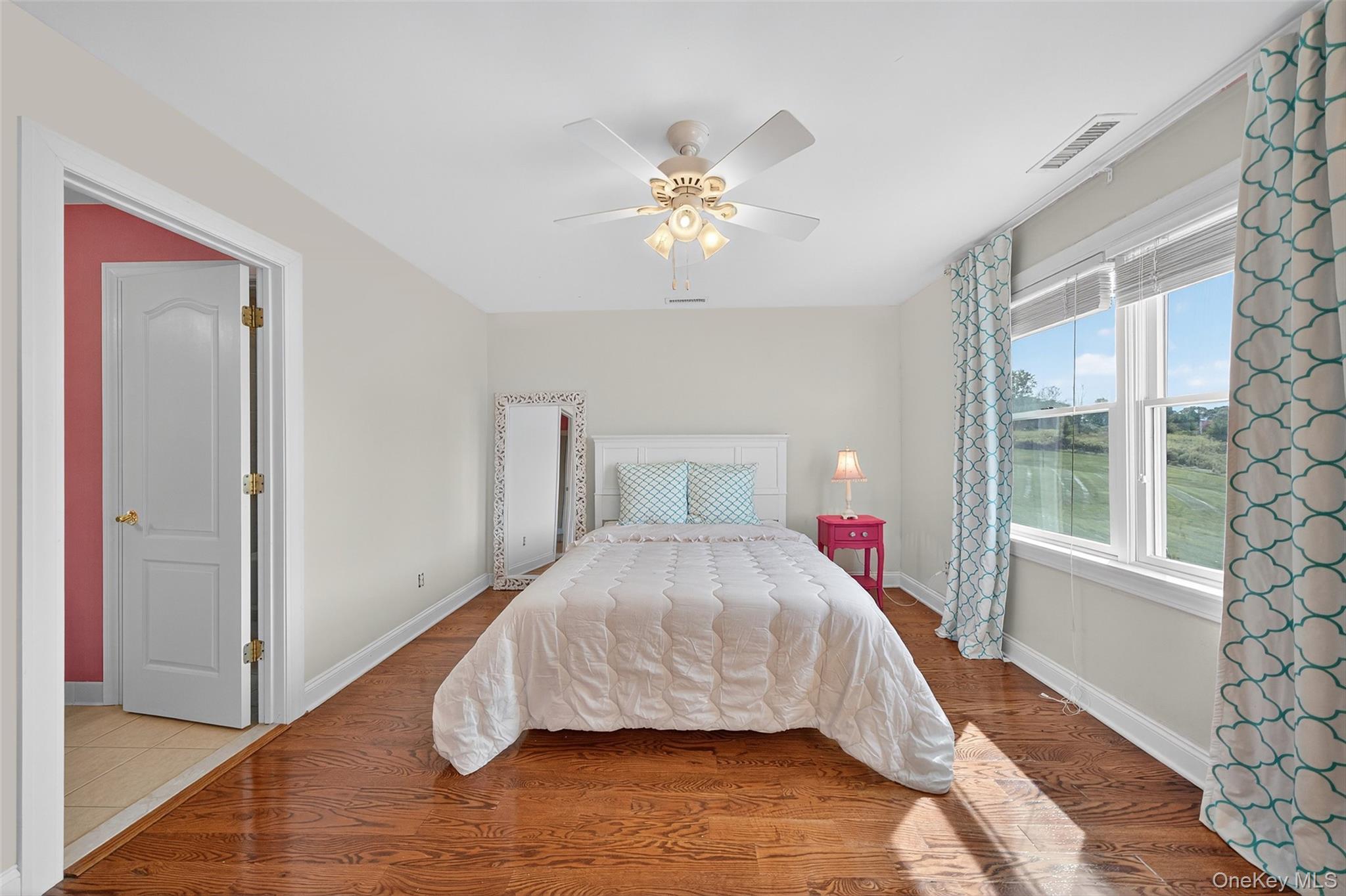 11 Dorian Way – For Rent photo 26