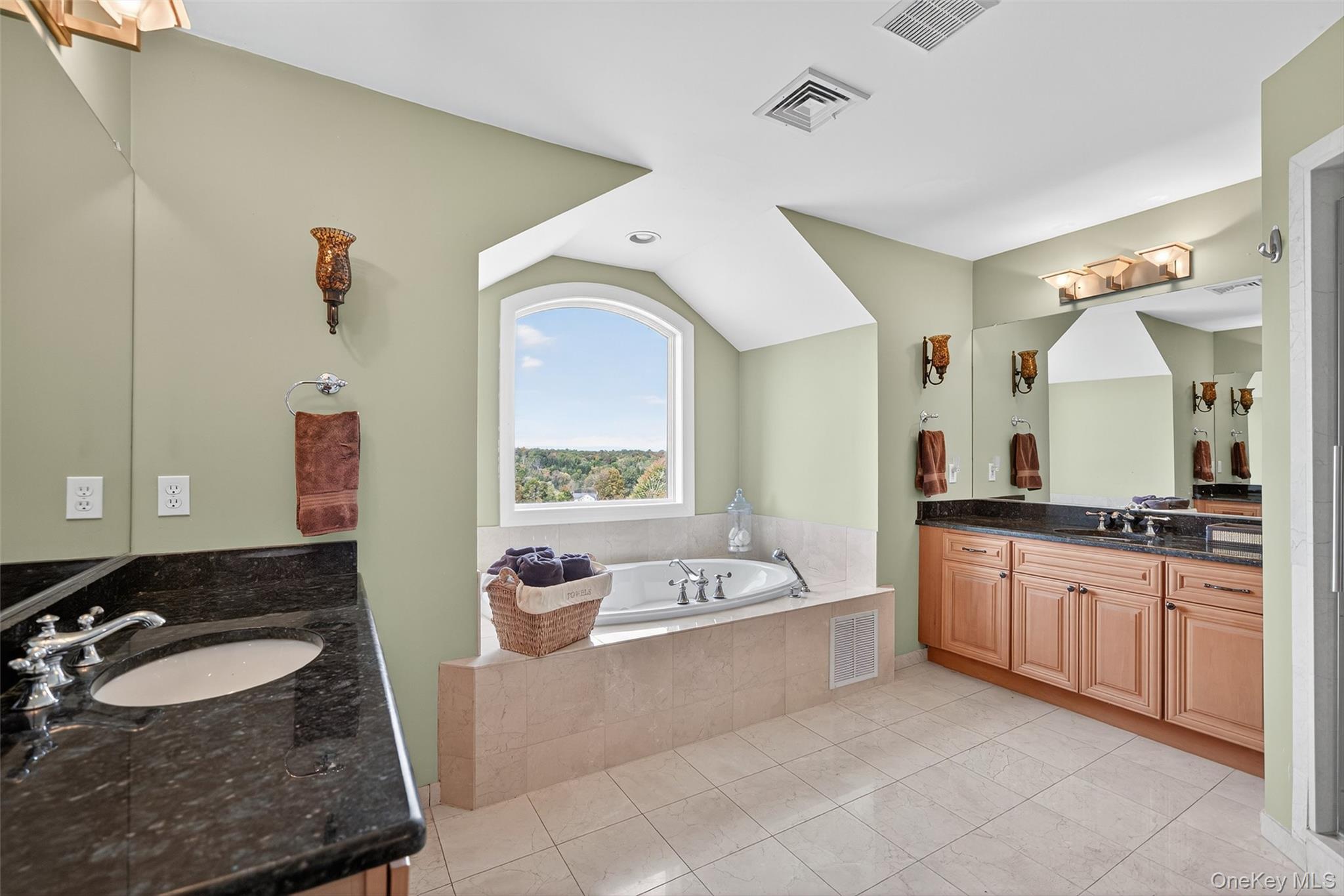 11 Dorian Way – For Rent photo 24