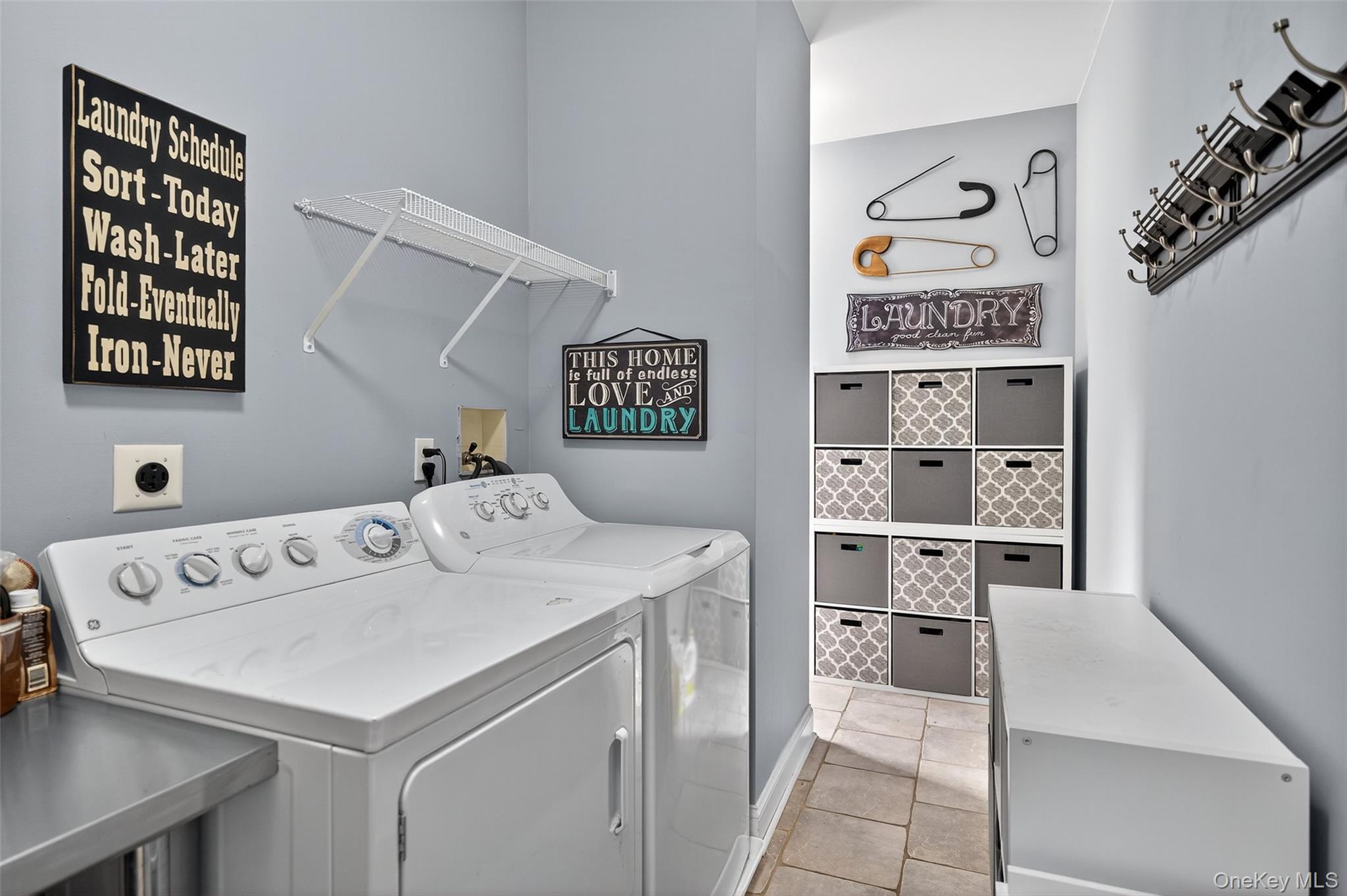 11 Dorian Way – For Rent photo 18