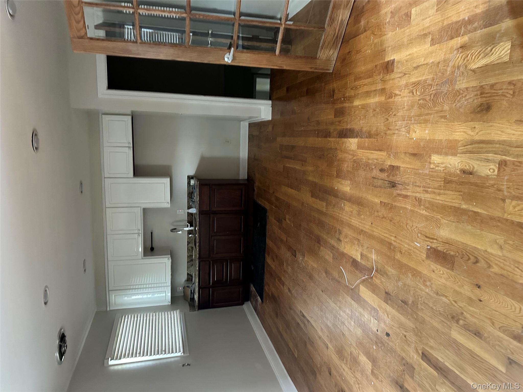 601 Chestnut Ridge Road, Unit Floor 1 photo 2