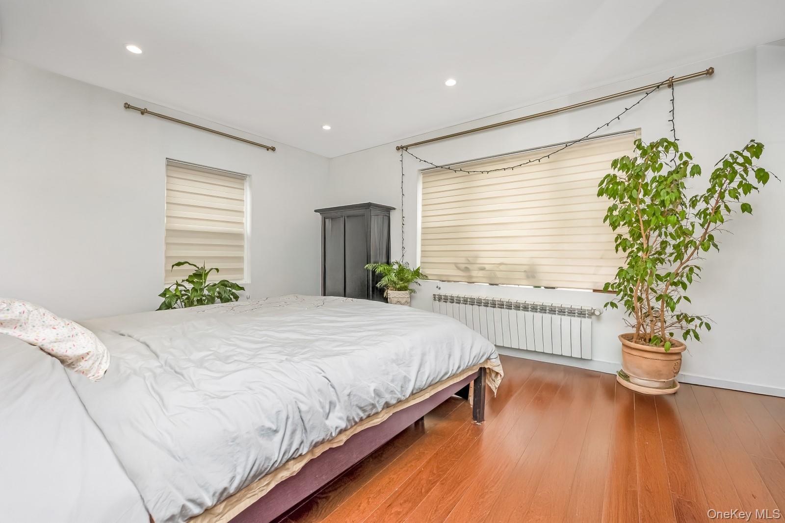 64-68 83 Place – For Sale photo 19