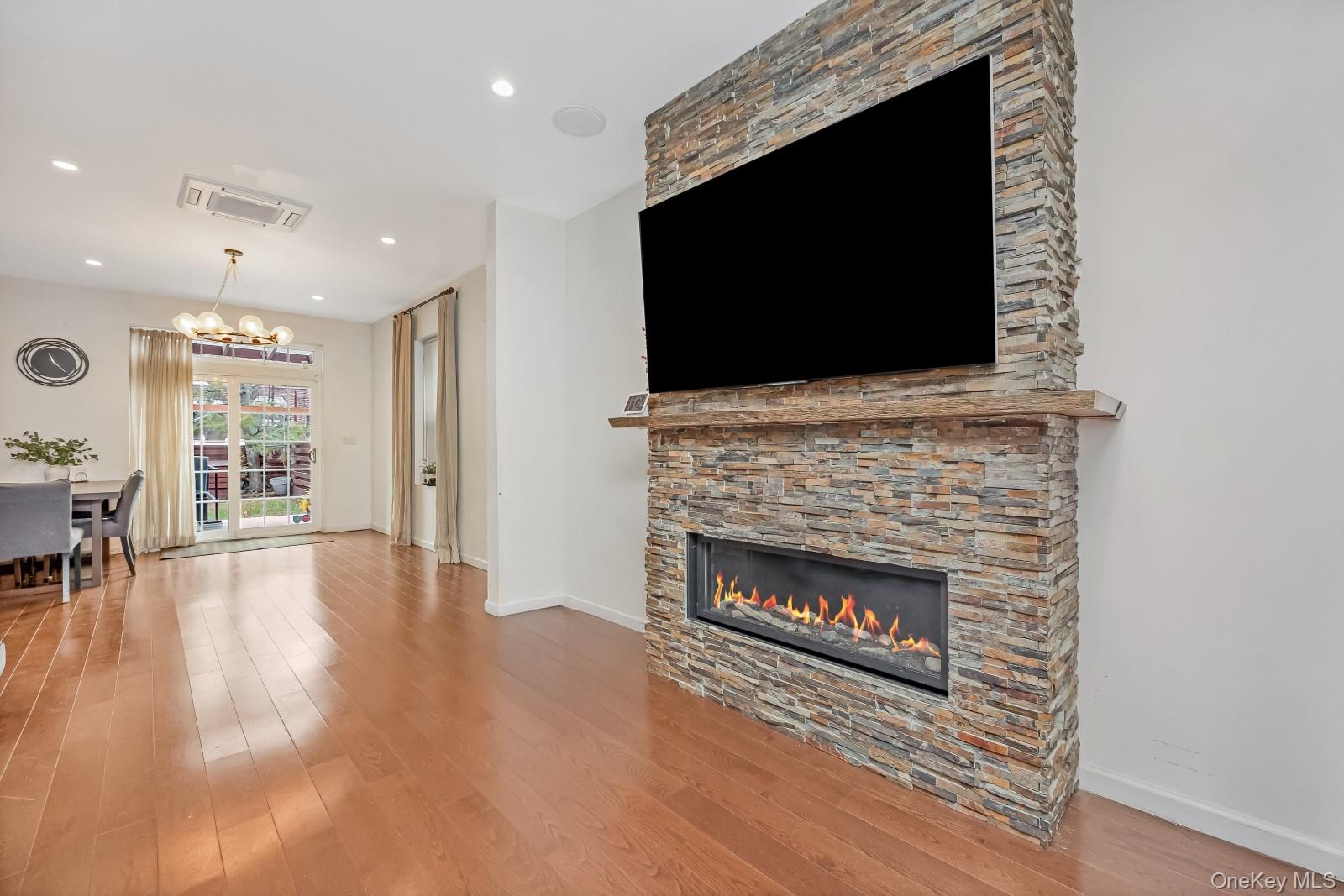 64-68 83 Place – For Sale photo 10