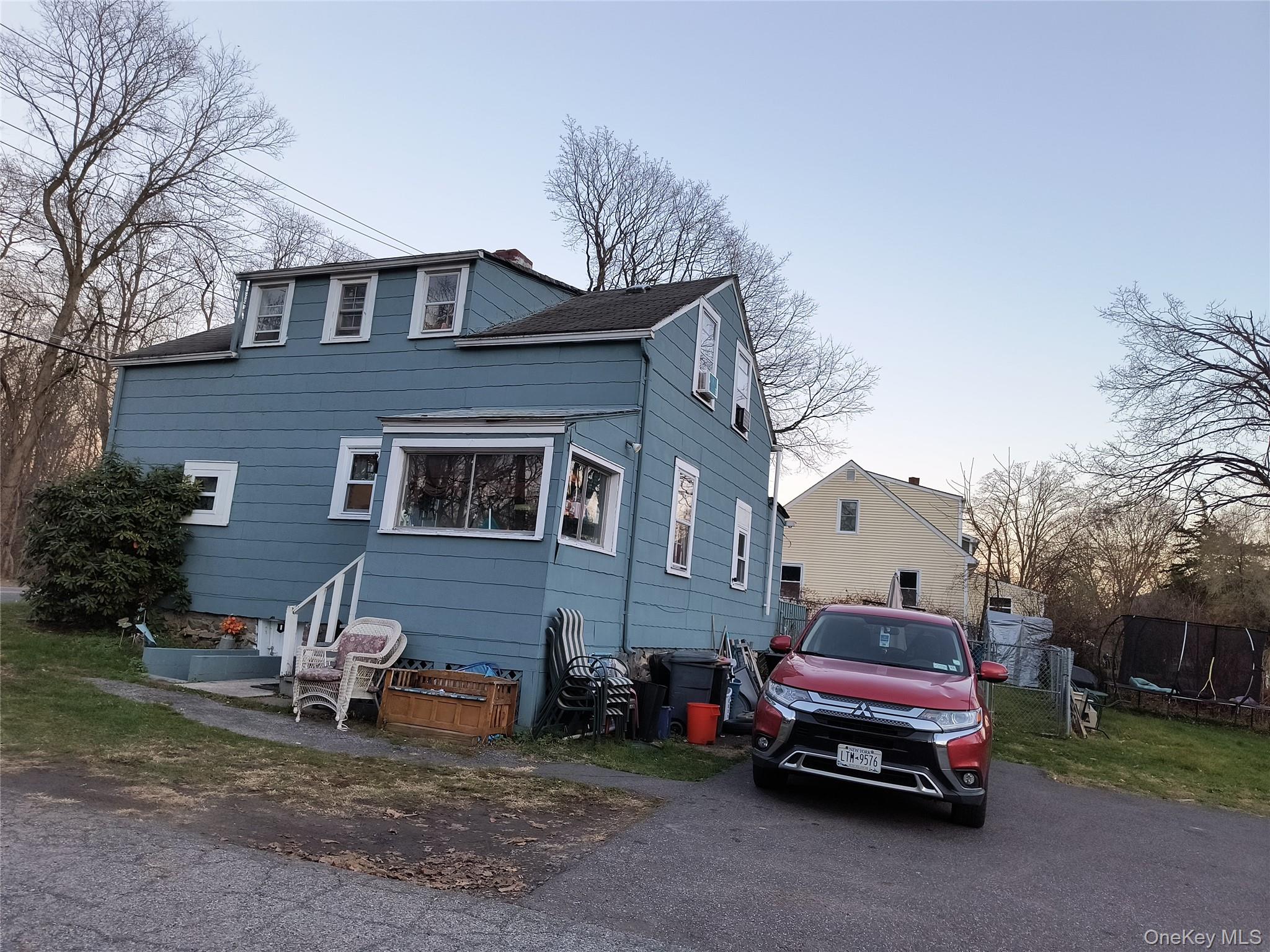 1 Staples Lane – For Sale photo 3