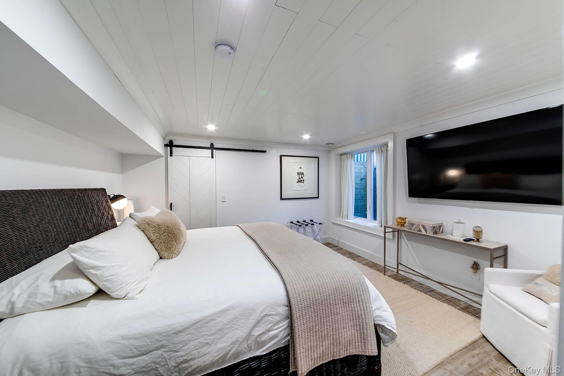 370 Stephen Hands Path – For Sale photo 27