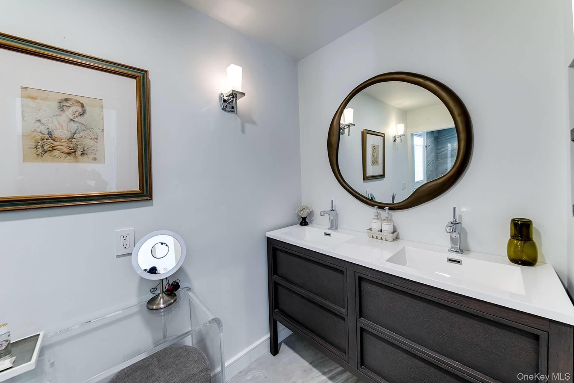370 Stephen Hands Path – For Sale photo 19