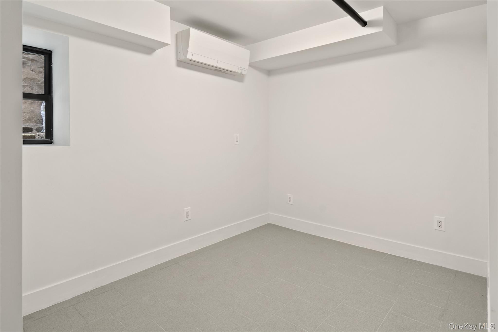 1845 Andrews Avenue – For Sale photo 40