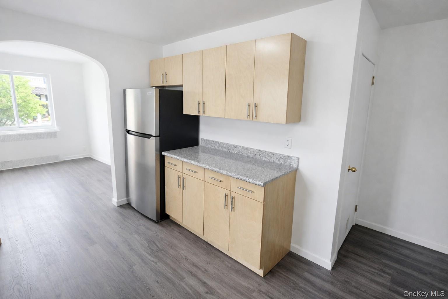540 E State Street – For Sale photo 10
