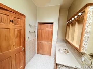 10 Green Acres Lane – For Sale photo 12
