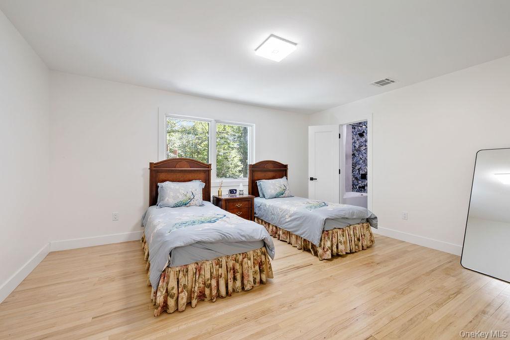 9 Wendover Lane – For Sale photo 26