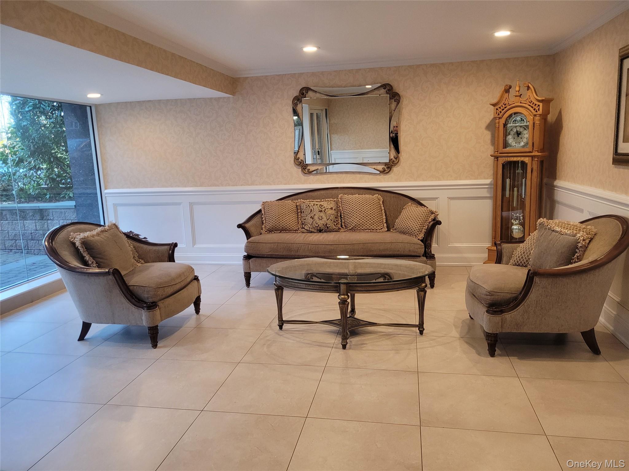 43-25 Douglaston Parkway, Unit 4J photo 8