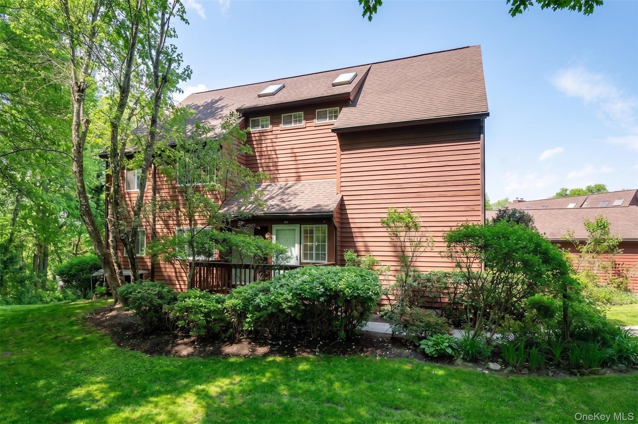 806 Orchard Hill Lane – For Sale photo 2