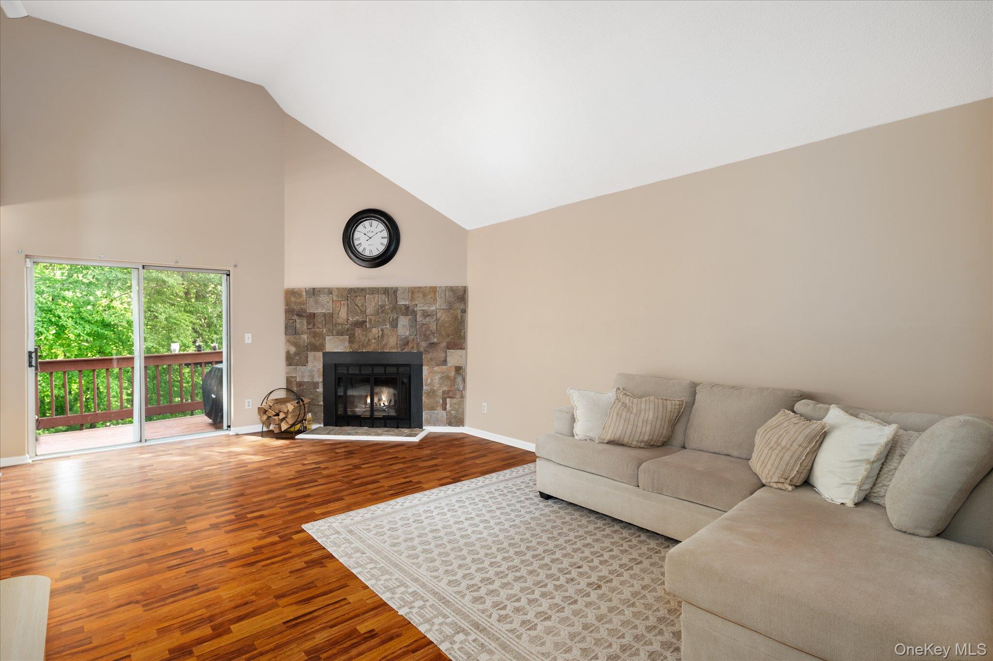 806 Orchard Hill Lane – For Sale photo 5