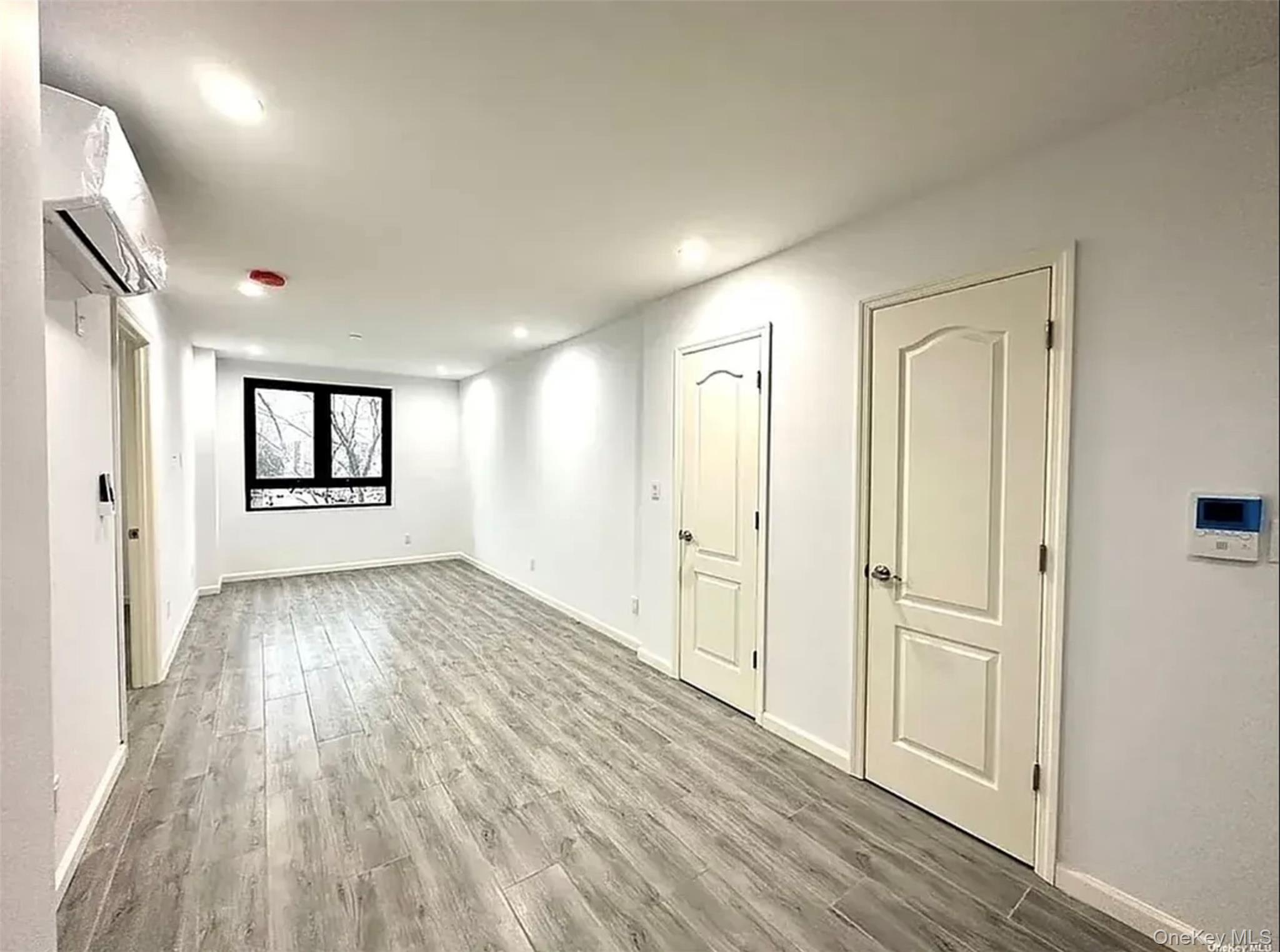 7302 Woodside Avenue, Unit 3A photo 4