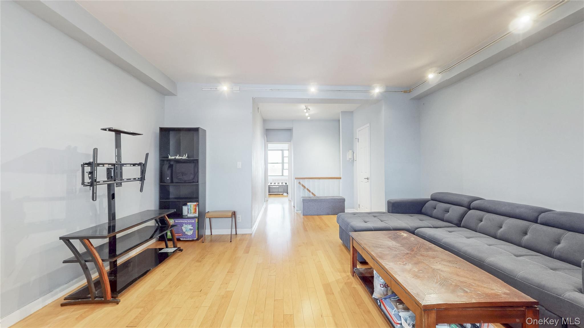 99-05 63rd Drive, Unit 11R photo 3