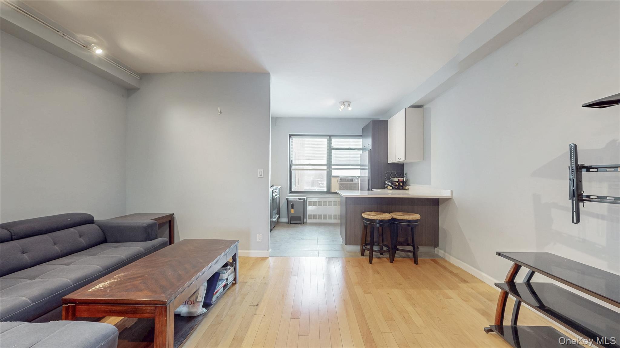 99-05 63rd Drive, Unit 11R photo 4