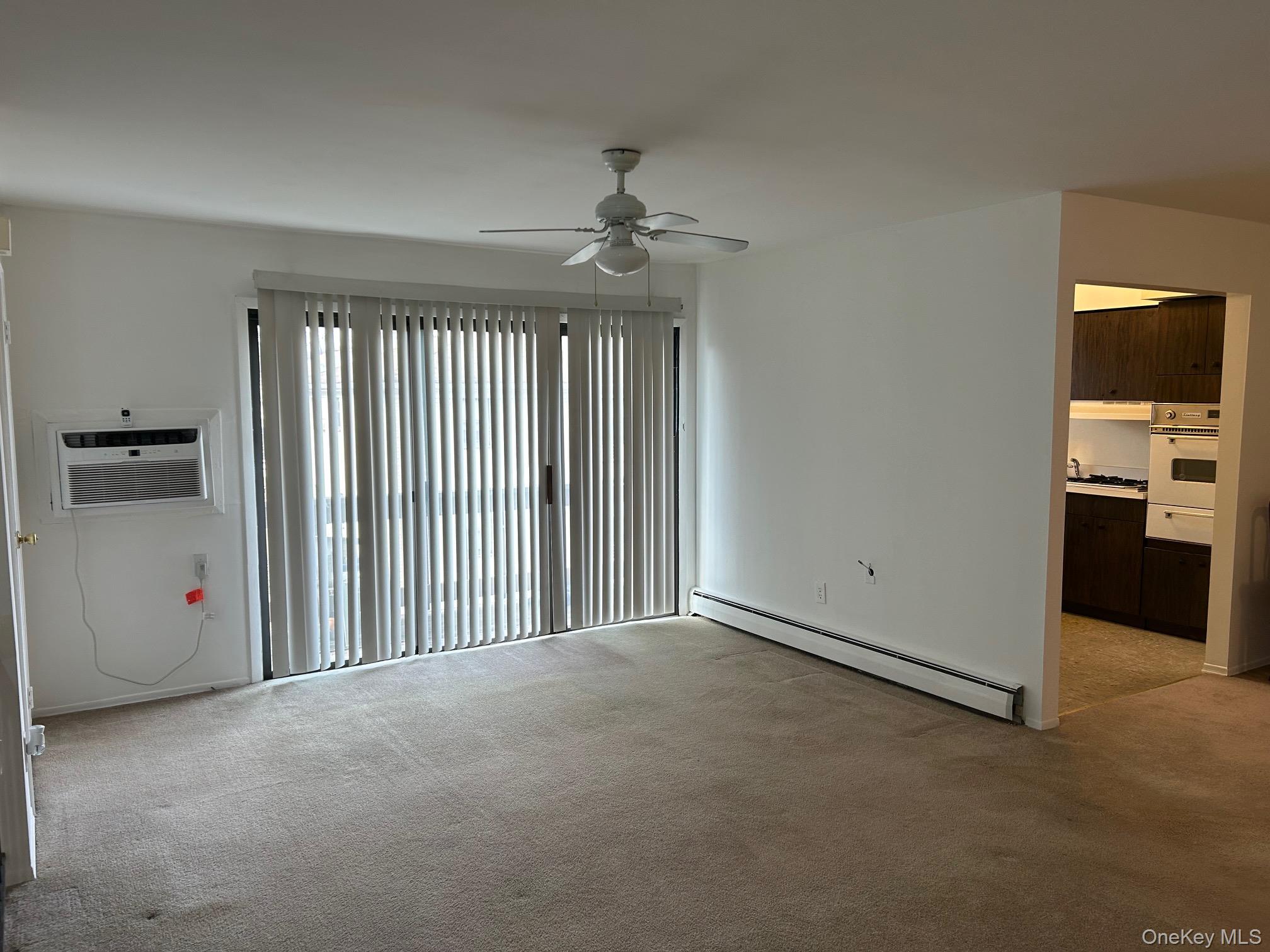 122 Sneden Place, Unit 122 photo 7