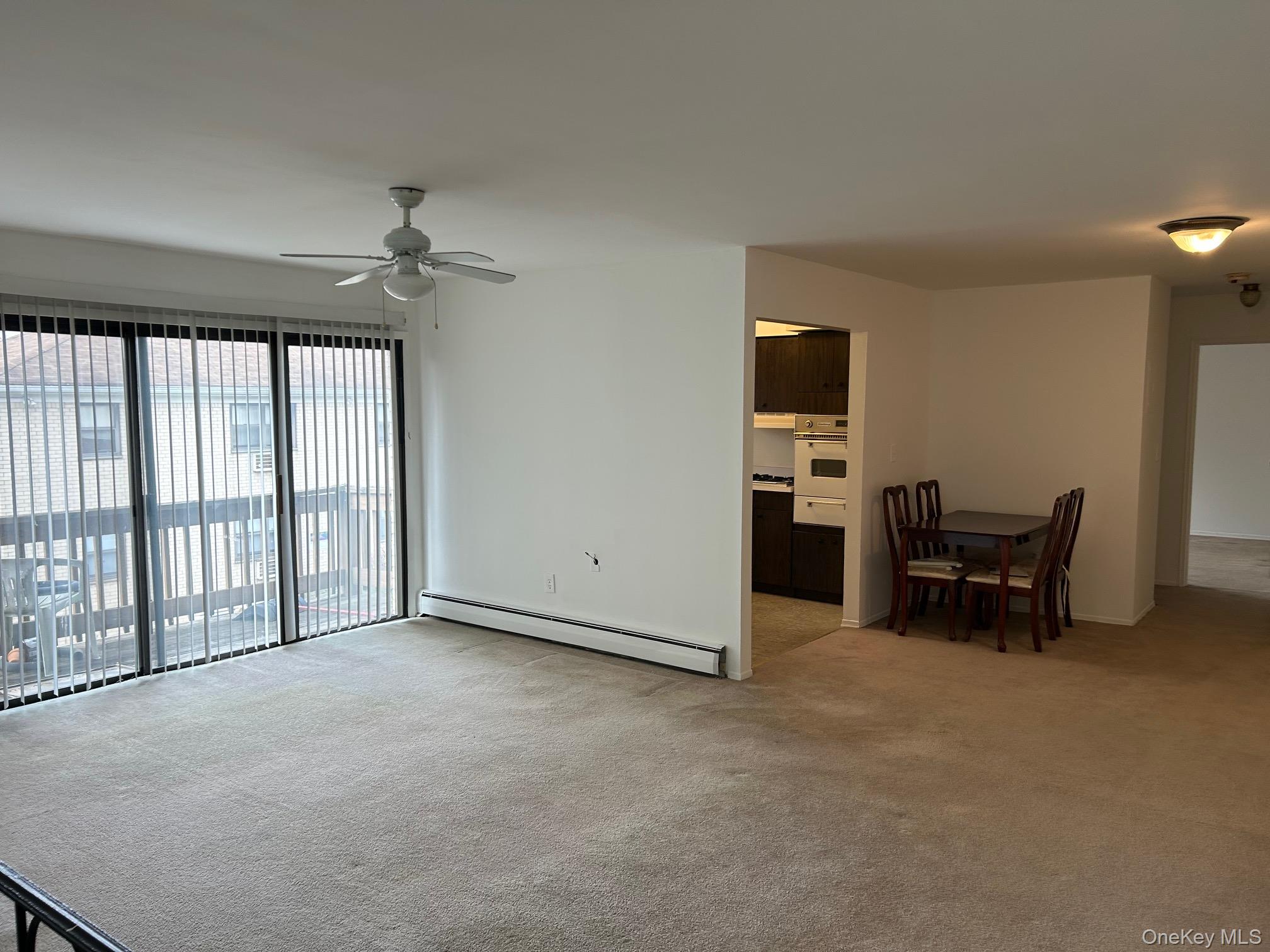122 Sneden Place, Unit 122 photo 6