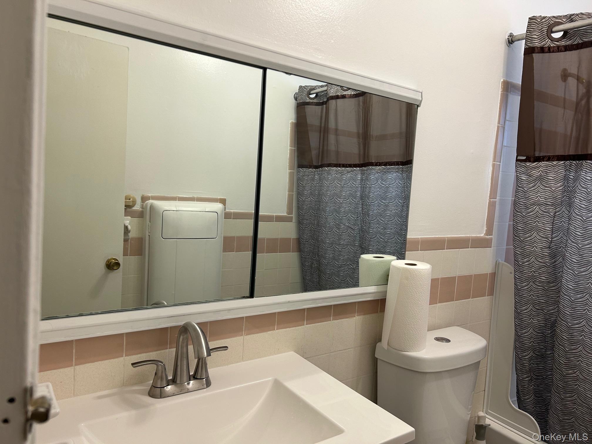 122 Sneden Place, Unit 122 photo 13