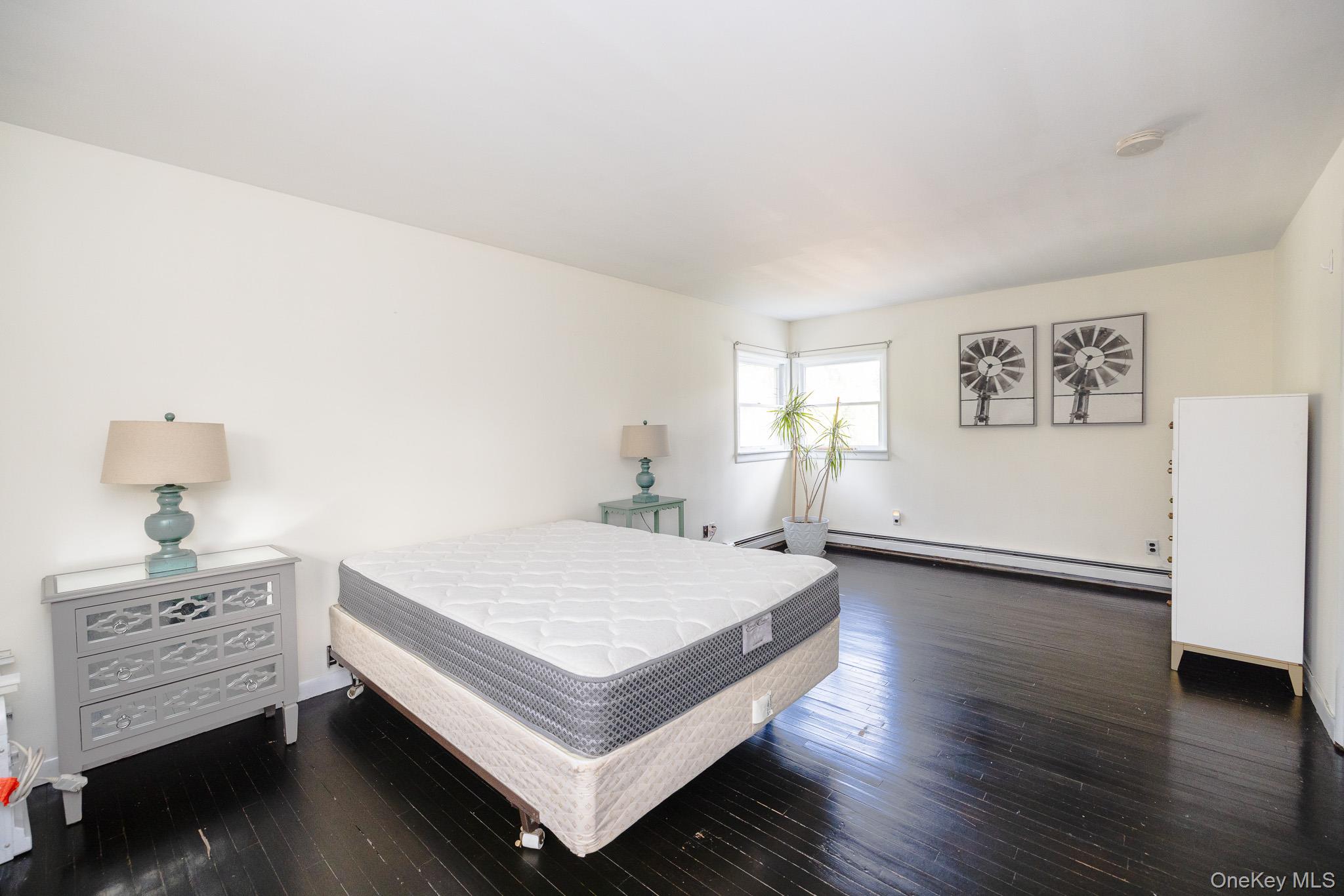 94 Kings Drive – For Sale photo 36