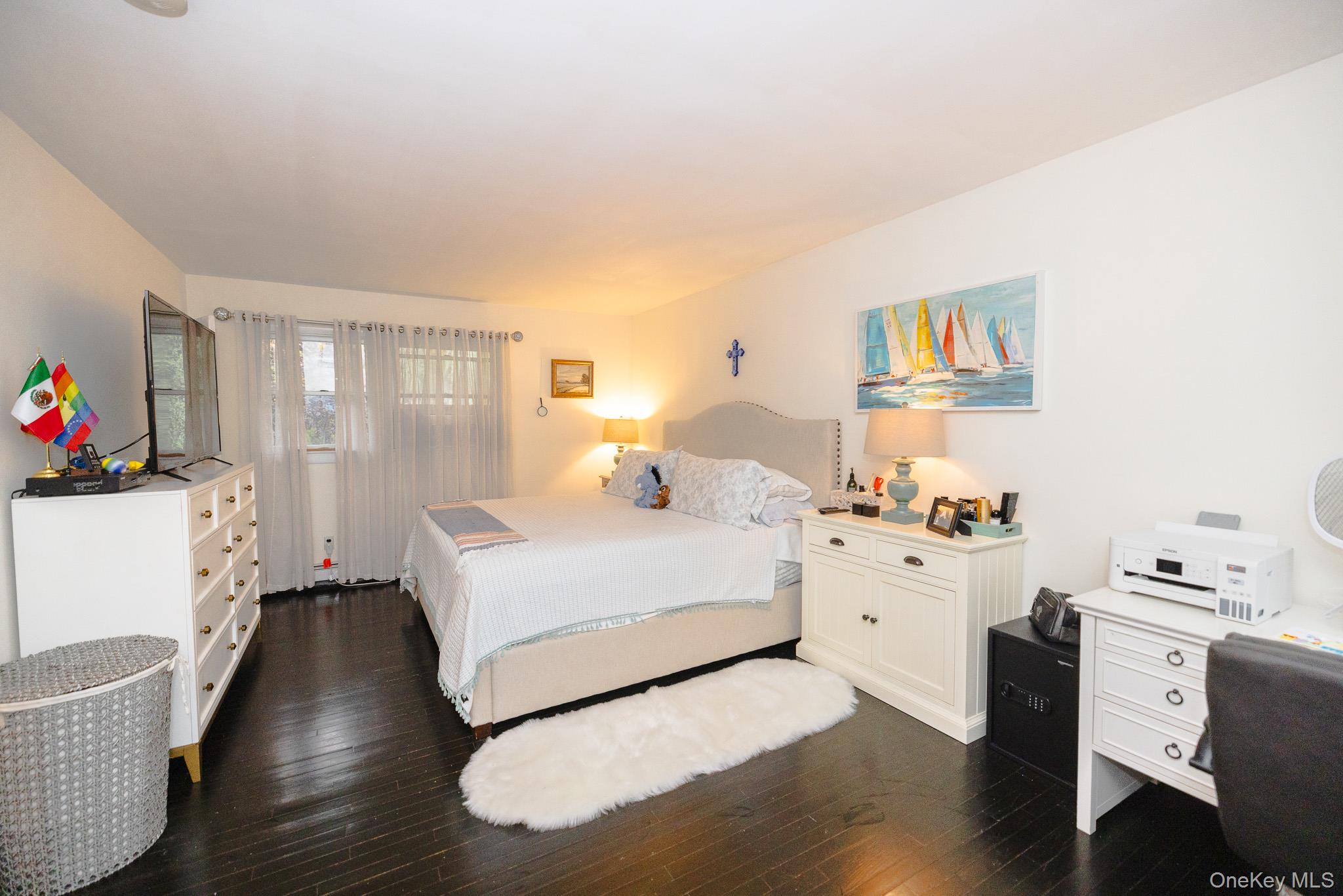 94 Kings Drive – For Sale photo 13