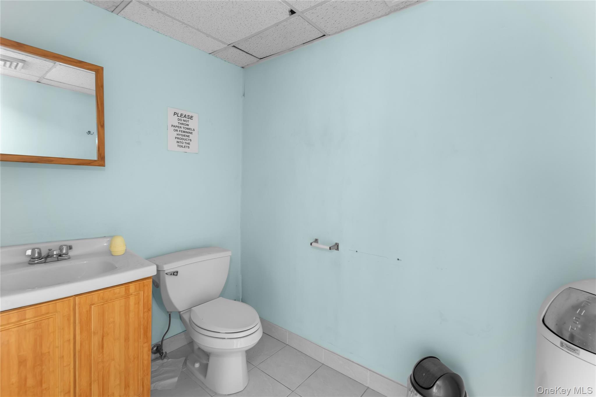 451-457 Sunrise Highway, Unit 4 photo 4