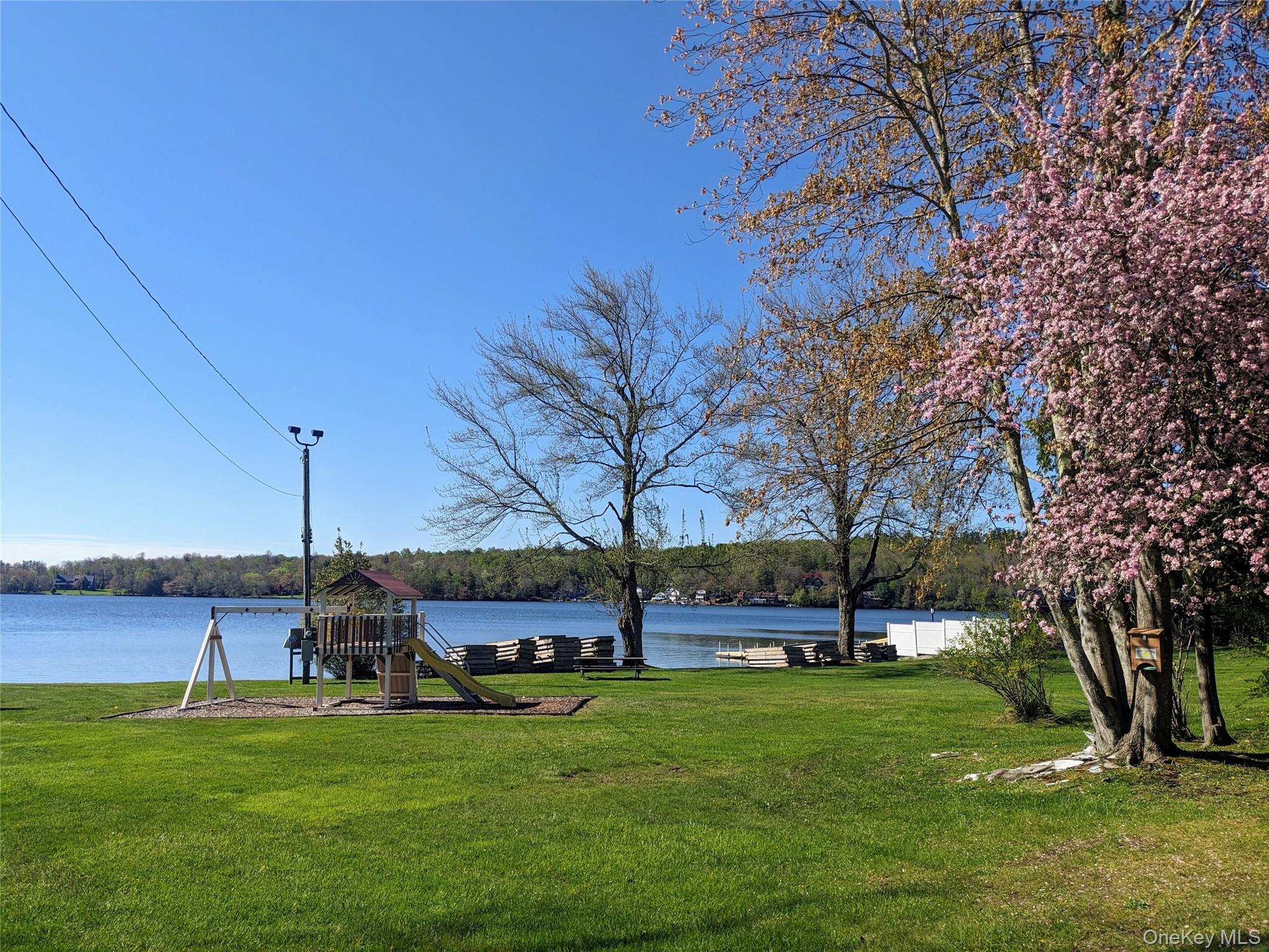 4030 W Shore Drive – For Sale photo 10