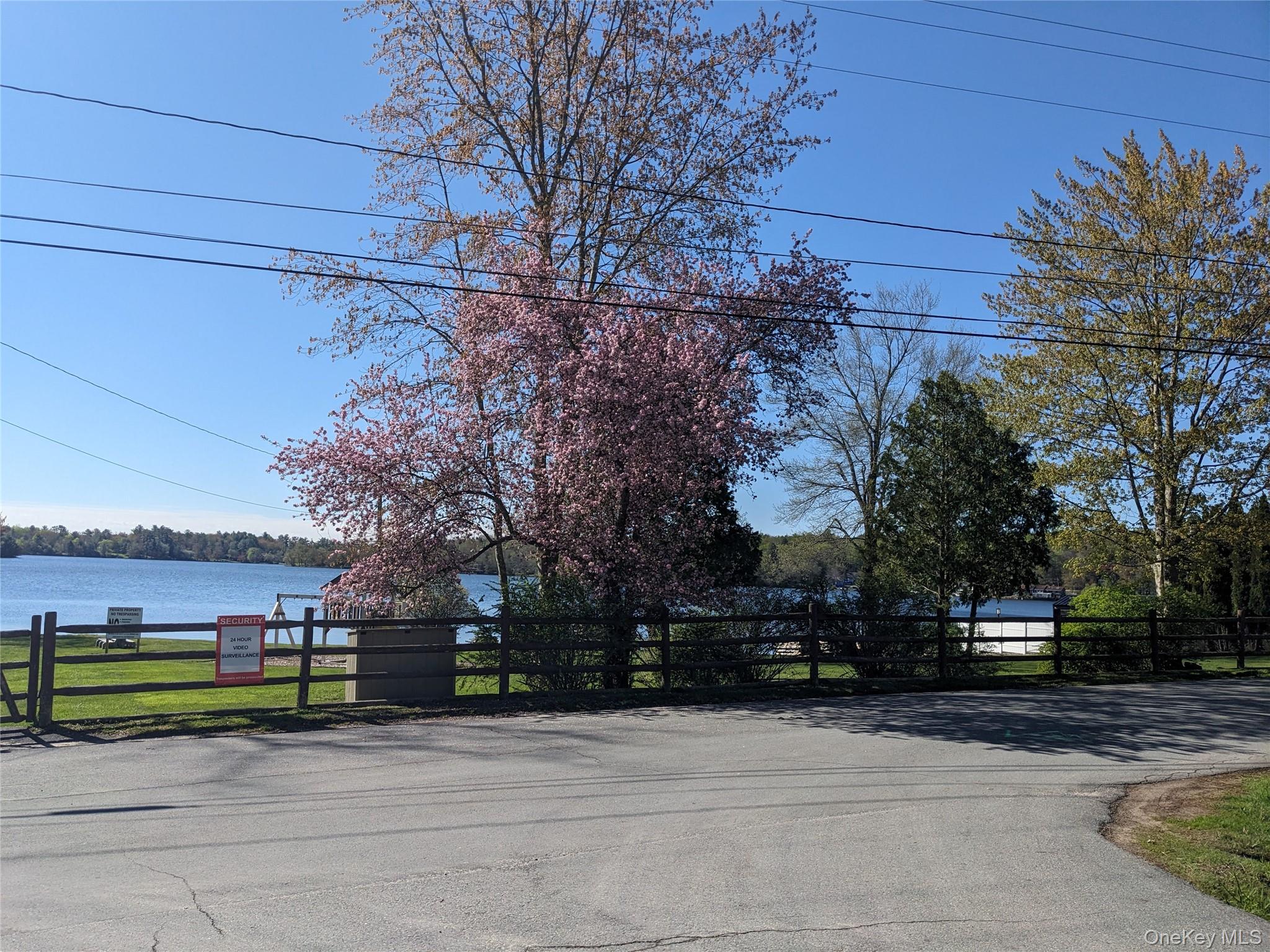 4030 W Shore Drive – For Sale photo 4