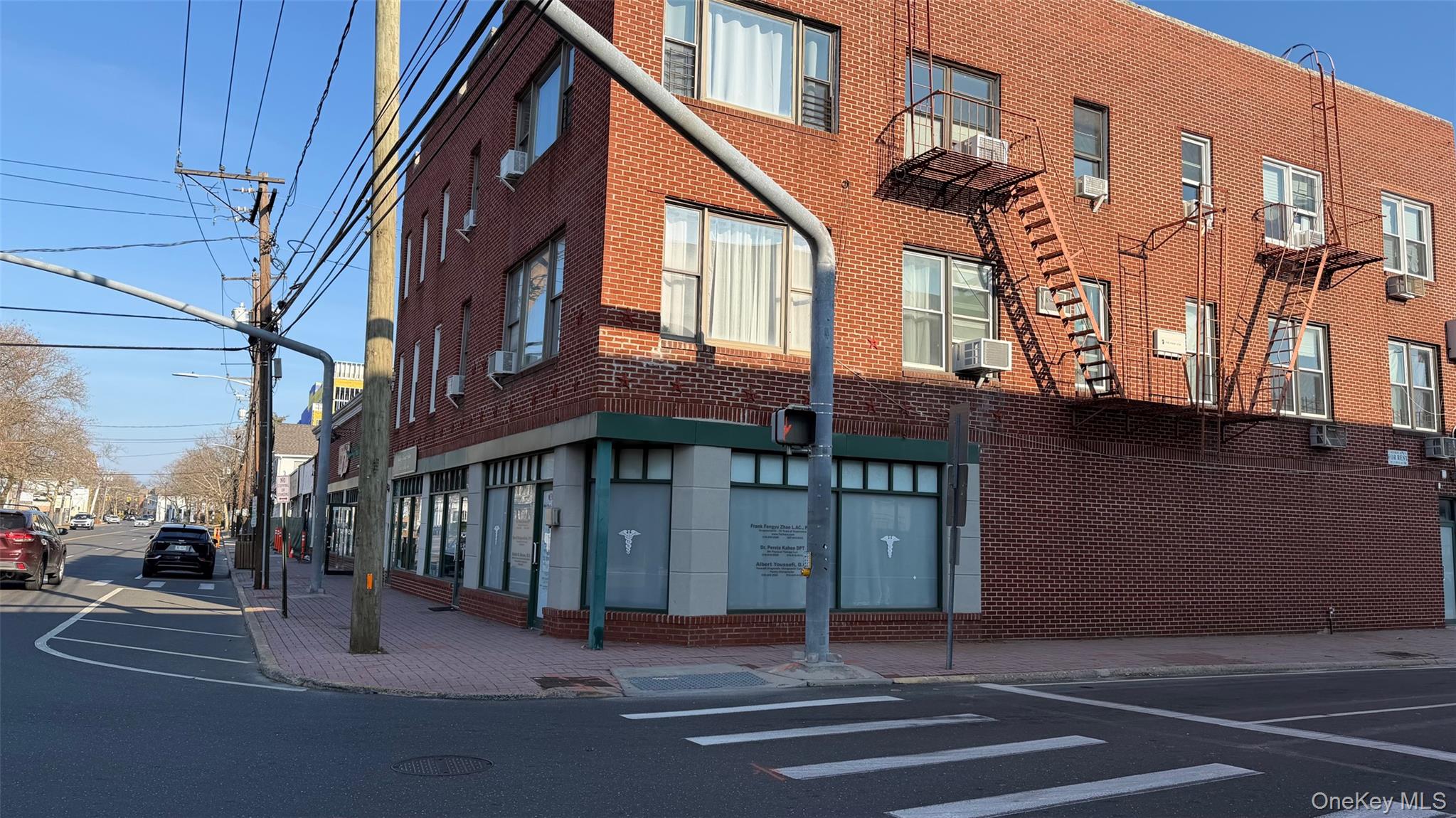 707 Middle Neck Road, Unit 3