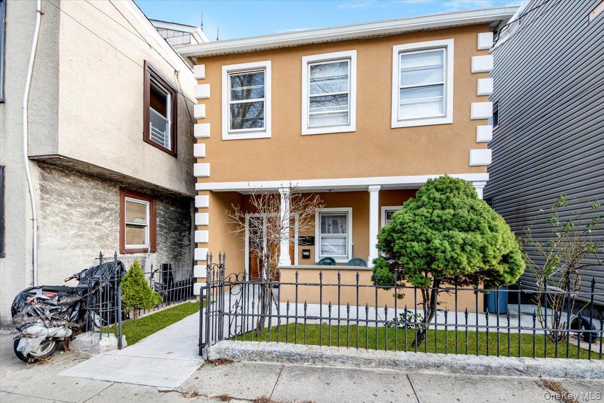 127 N 5th Avenue – For Sale